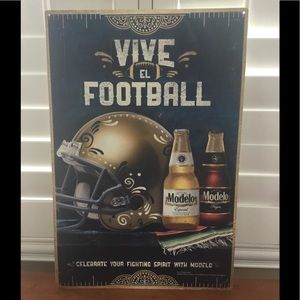 MODELO “ Vive El Football” Tin Sign